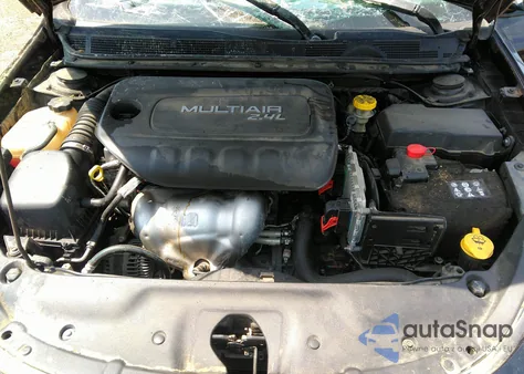 2015 Dodge Dart Sxt z USA, uszkodzony, nr VIN 1C3CDFBB8FD226828